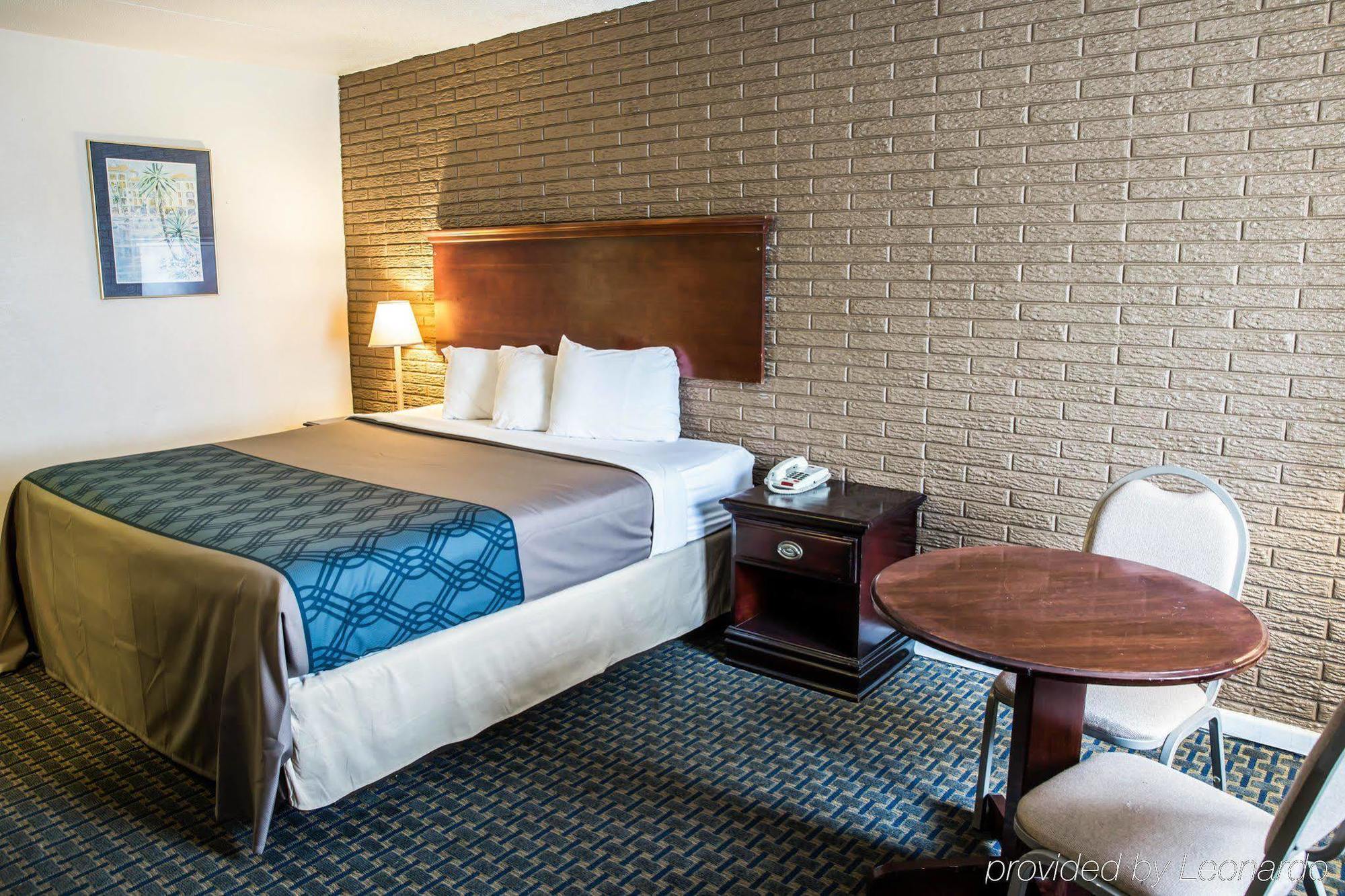 Rodeway Inn & Suites Wilmington North Luaran gambar