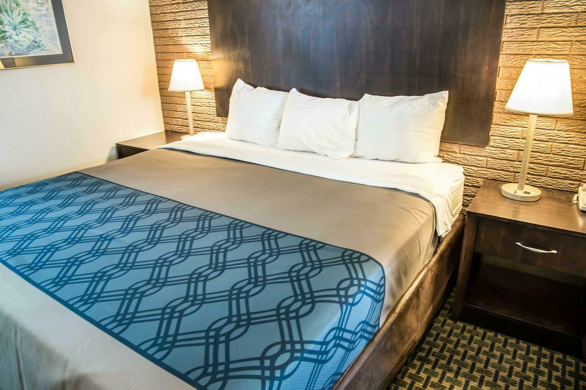 Rodeway Inn & Suites Wilmington North Luaran gambar